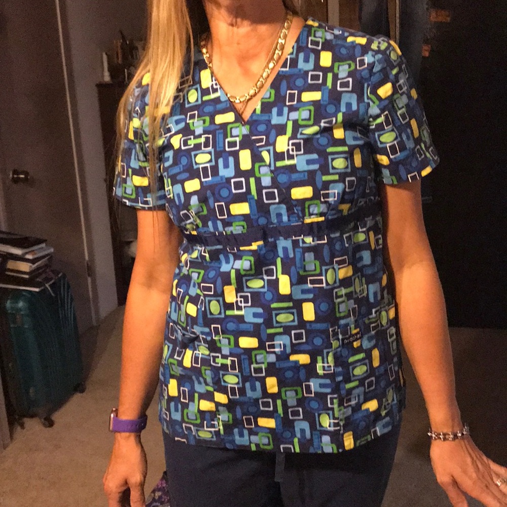 Peaches Scrub Top